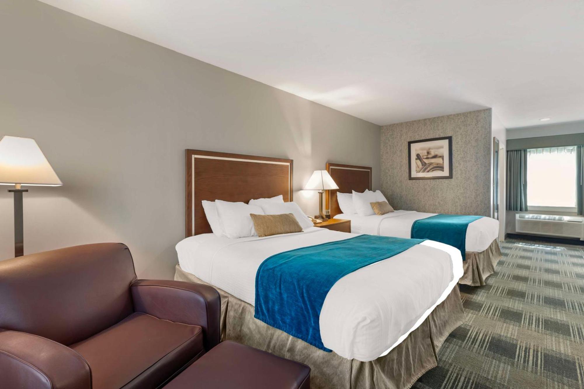 Best Western Plus Cold Spring Plymouth Exterior photo