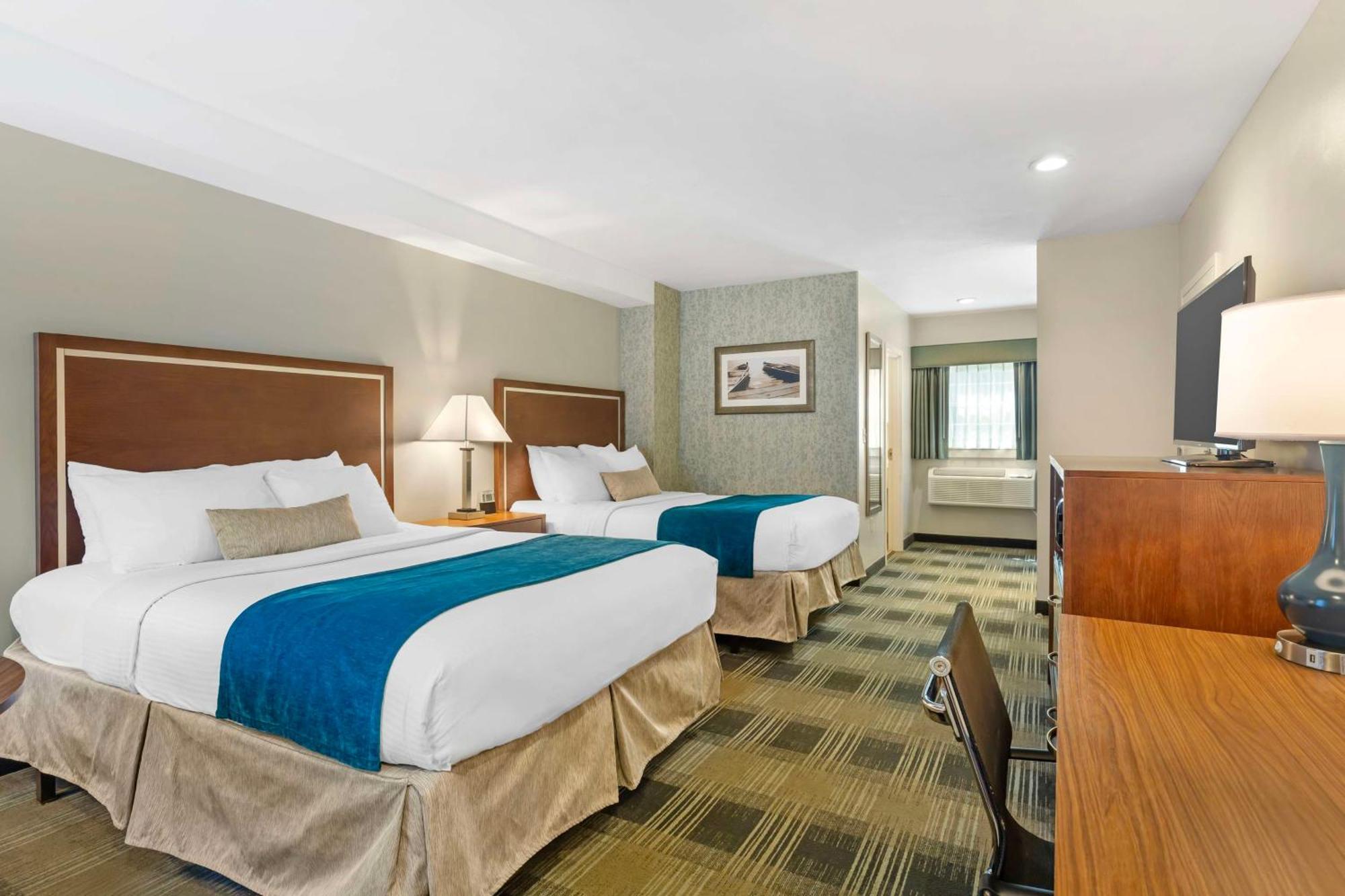 Best Western Plus Cold Spring Plymouth Exterior photo